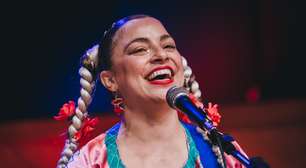 Brilho latino! Leiden apresenta "Tú Me Calmas" no Showlivre