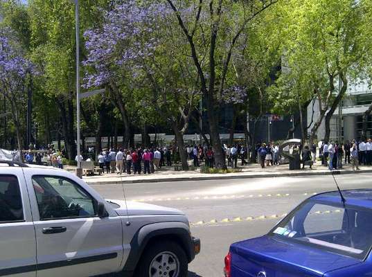 Se registró un sismo de 7.8 grados en la escala de Richter en la Ciudad de México.