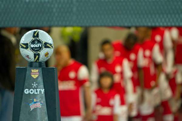 Santa Fe saltó a la cancha con el objetivo de sumar tres puntos ante un duro rivla como el Chicó.
