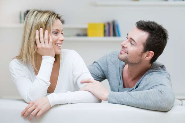 Se você faz parte do grupo que decidiu que o casamento está em seu futuro, certifique-se de que é honesta consigo mesma sobre o que leva para a relação. Afinal, você não pode atrair um homem que possui as características de um bom marido se você não exibir esses sinais. Se isso não acontecer, pode ser um indício de que você não será uma boa esposa. Veja a lista criada pelo Madame Noire e tire a dúvida