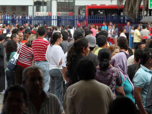 Las casillas especiales instaladas en el Distrito Federal tuvieron una amplia convocatoria que rebasó sus capacidades.