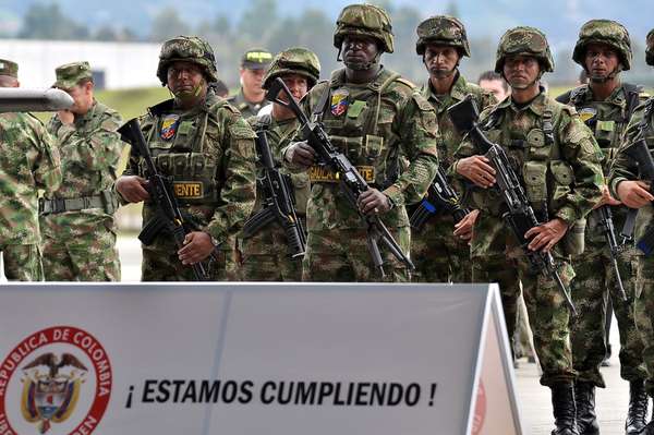 Según el balance de gestión entregado por el Ministerio de Defensa de los cerca de 1.100 municipios que hay en Colombia 1.085 registran indicadores positivos en materia de seguridad al cumplirse los dos primeros años de gobierno del presidente Juan Manuel Santos.