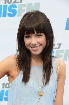 Carly Rae Jepsen tiene 26 años y ha convertido su canción "Call me maybe" en uno de los hits más escuchados hoy en día.