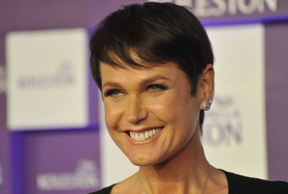 Xuxa Meneghel é uma das loiras mais famosas do Brasil, mas, nesta quarta-feira (22), a apresentadora se despediu dos fios dourados