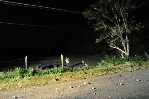 El vehículo quedó totalmente destruido tras desbarrancar en la ruta G 78, kilómetro 44, Melipilla