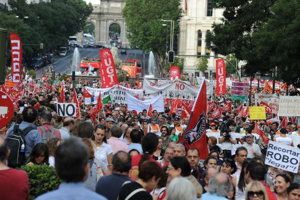 Las calamitosas consecuencias de la crisis económica azotaron toda Europa en 2012. Según un informe de la Eurostat, la agencia estadística de la Unión Europea (UE), la tasa de desempleo en la eurozona alcanzó su máximo histórico al llegar al 11,6% en octubre.