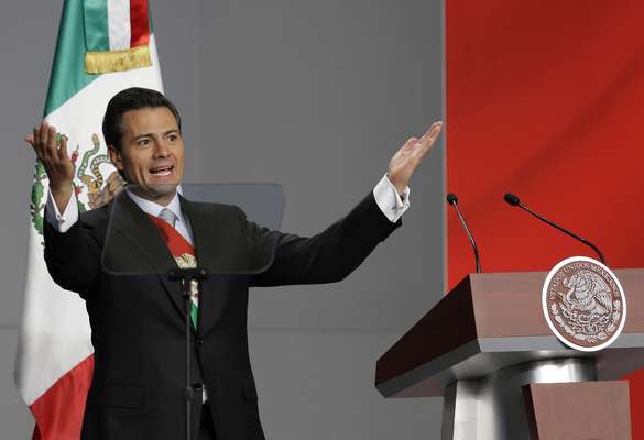 Un 52 % de los mexicanos cree que la situación de su país mejorará durante el mandato de Enrique Peña Nieto que comenzó el 1 de diciembre, frente a un 33 % que mantiene una "expectativa negativa" para los próximos seis años, reveló una encuesta.