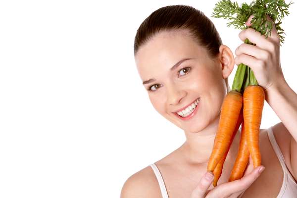 Fundamental para o processo da renovação cutânea, vitamina A é essencial para todos os tipos de pele e pode ser encontrada na cenoura