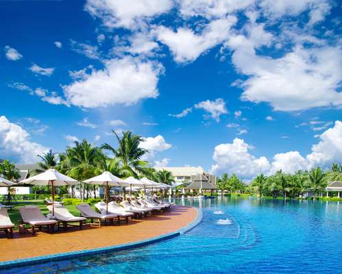 Em sistema all-inclusive, resorts oferecem serviços de primeira linha e atendimento especial para hóspedes de todo o mundo