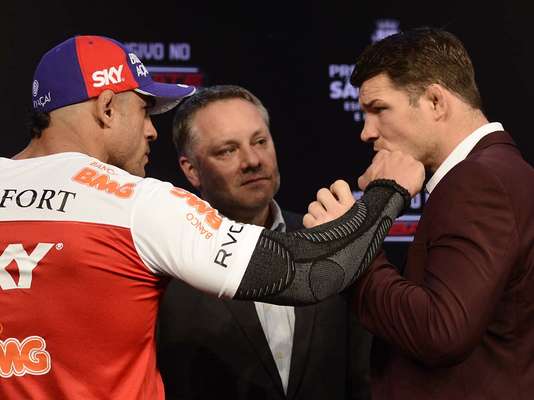 O brasileiro Vitor Belfort se irritou nesta quinta-feira durante a tradicional encarada com Michael Bisping, seu adversário no UFC São Paulo que acontece no próximo sábado, no Ginásio do Ibirapuera