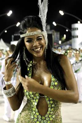 samba sexo aline bernardes samba sexo aline bernardes