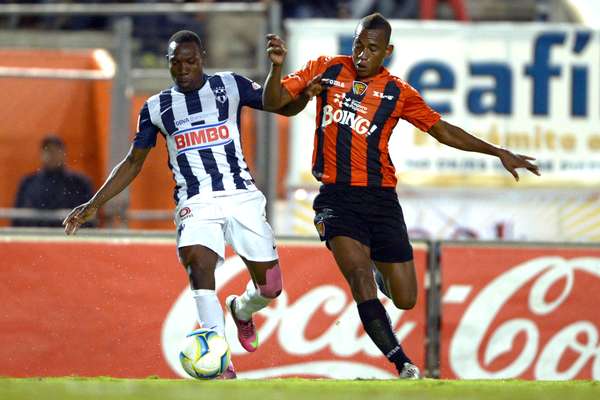 Jaguares y Rayados abrieron la fecha 4 con empate a un gol. Los anotadores fueron Franco Arizala por Chiapas y Aldo de Nigris por Monterrey