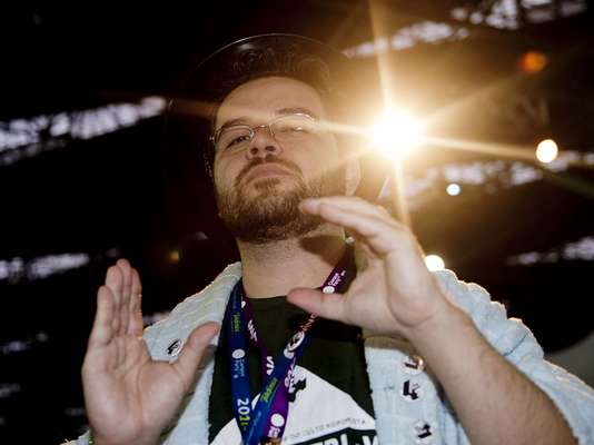 Operador da religião kopimista no Brasil, conhecido como "op.frederico.jpg", realizou nesta terça-feira o primeiro culto público da igreja no País durante a Campus Party