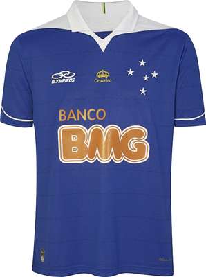 Cruzeiro apresentou nesta sexta-feira seu novo uniforme em Belo Horizonte