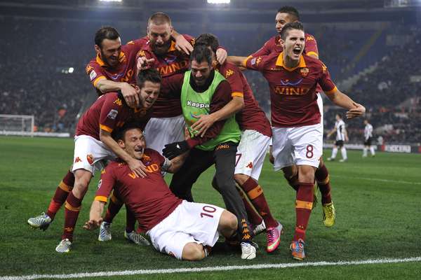 Após um início péssimo de 2013, a Roma enfim venceu a primeira partida no ano no Campeonato Italiano. A equipe derrotou a líder Juventus por 1 a 0 neste sábado
