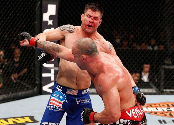 Em seu retorno ao Japão após mais de cinco anos do fim do Pride, evento de MMA do país asiático onde se consagrou, Wanderlei Silva fez bonito e nocauteou Brian Stann pela categoria meio-pesado no UFC on Fuel TV 8