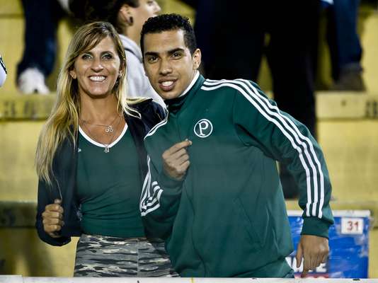 A vitória do Palmeiras sobre o Paulista, por 2 a 1, no Pacaembu, não agradou à torcida. Mesmo com dois jogadores a mais, o time alviverde sofreu para superar o adversário do interior