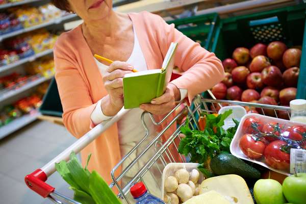 Mesmo com a correria do dia a dia, ainda dá tempo de comprar os ingredientes necessários para o almoço de Páscoa