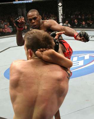 El próximo 27 de abril, la UFC tendrá una gran pelea por el título de los semipesados, cuando se enfrenten Jon Jones ante Chael Sonnen.