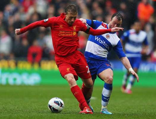 Liverpool controló el balón y fue mejor que el Reading, que no sale del sótano de la tabla.