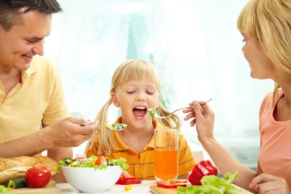 A opção por alimentos naturais pode ser uma grande aliada para combater a hipertensão infantil, que atinge 4% da população de crianças e adolescentes