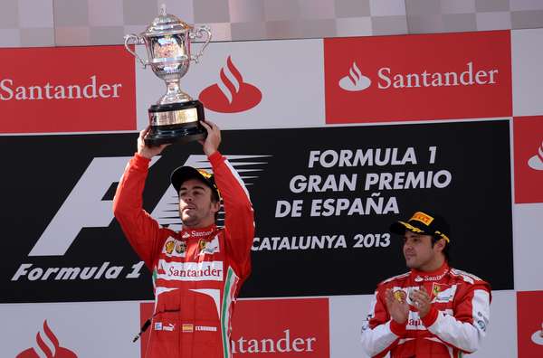 Fernando Alonso conquistou neste domingo a vitória do Grande Prêmio da Espanha de Fórmula 1. O brasileiro Felipe Massa ficou em terceiro