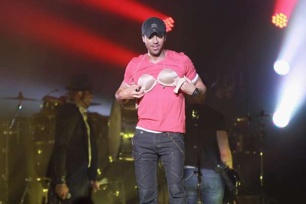 Enrique Iglesias showed that wherever he goes, bras will fly off and follow at New York City's Terminal 5 last night, singing his hits to a crowd of hundreds for Univision Radio's H2O Concert Series.