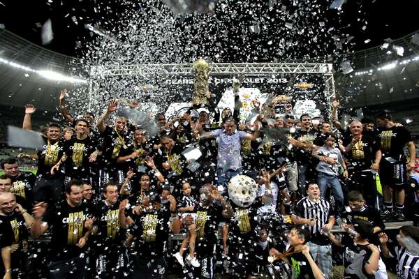 O Ceará conquistou neste domingo o tricampeonato do Campeonato Cearense ao empatar por 1 a 1 com o Guarany de Sobral, no Castelão