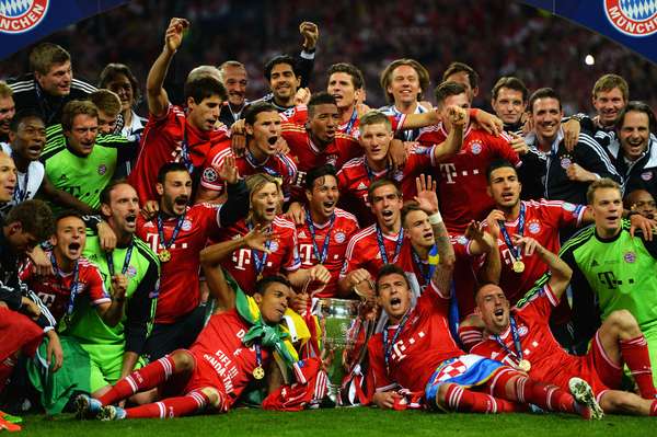 A Liga dos Campeões é do Bayern de Munique: a equipe bávara derrotou o Borussia Dortmund por 2 a 1 e garantiu seu quinto título europeu