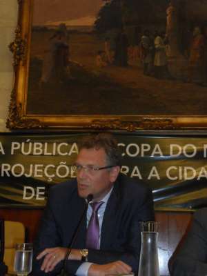 Durante o encontro que homenageou Joseph Blatter nesta segunda-feira, as autoridades discutiram assuntos ligados à Copa do Mundo de 2014 em São Paulo