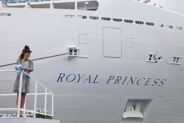 Kate inaugurou o navio Royal Princess no porto de Southampton