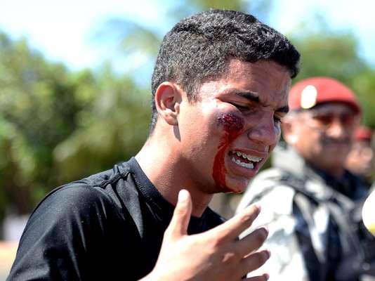 Em Brasília, Rio de Janeiro e Belo Horizonte, protestos terminaram em confronto com a Polícia Militar