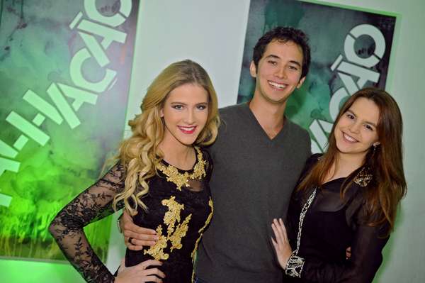 Nesta segunda-feira (8) estreia a nova temporada de 'Malha&ccedil;&atilde;o', que abordar&aacute; as quest&otilde;es familiares. Na foto, Hanna Romanazzi, Gabriel Falc&atilde;o e Bianca Salgueiro