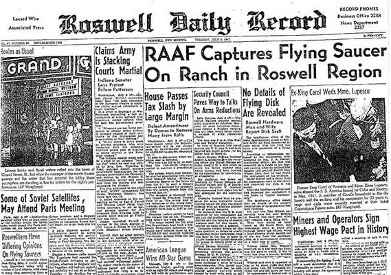 Manchete do jornal da cidade de Roswell após o episódio do disco voador