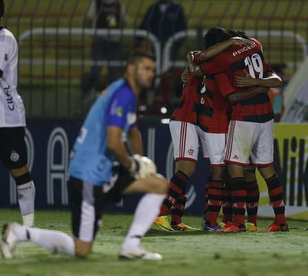 O Flamengo jogou mal nesta quarta-feira, mas fez o básico para vencer o ASA por 2 a 1, em Volta Redonda, e se classificar para a próxima fase da Copa do Brasil