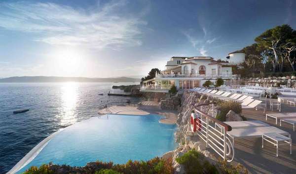 1. Hotel du Cap Eden-Roc, Antibes, FrançaTradicional cidade da Riviera Francesa, Antibes é um destino charmoso e perfeito para curtir esta região ensolarada