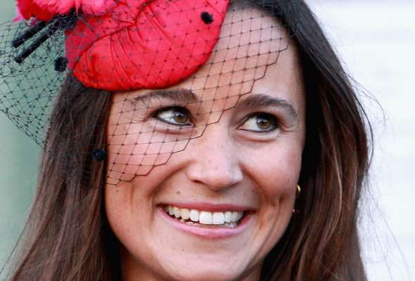Aos 29 anos, Pippa Middleton, irmã da duquesa de Cambridge, chama atenção por sua beleza exuberante
