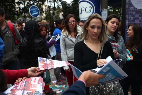 Candidatos terão até as 18h para responder as 80 questões do exame