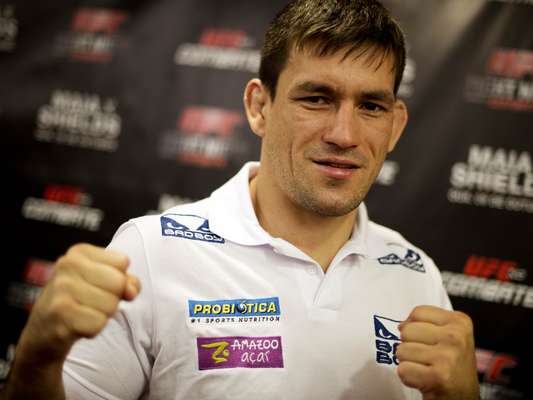 Demian Maia participa de evento para lançamento do UFC em Barueri