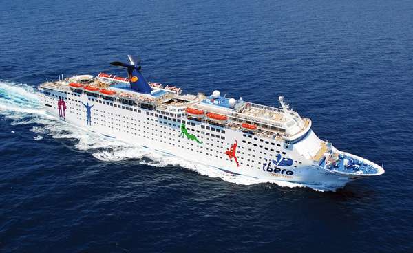 O Grupo Costa ampliou até 30 de agosto a promoção de segundo passageiro grátis para cruzeiros na temporada brasileira