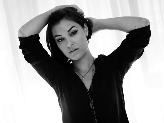 Uma das atrizes mais audaciosas da indústria pornô, de 2006 a 2011, Sasha Grey veio ao Brasil para lançar seu primeiro romance erótico, 'Juliette Society', que conta a história de uma universitária que se envolve com uma fraternidade sexual
