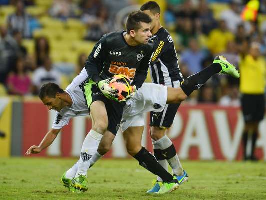 Goleiro: Victor (Atlético-MG)