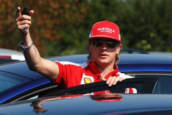 Kimi Raikkonen está de volta à Fórmula 1. Anunciado nesta quarta-feira como piloto da equipe para 2014, o finlandês retorna à escuderia pela qual conquistou seu único título na categoria, em 2007. Relembre a carreira do "Homem de Gelo"