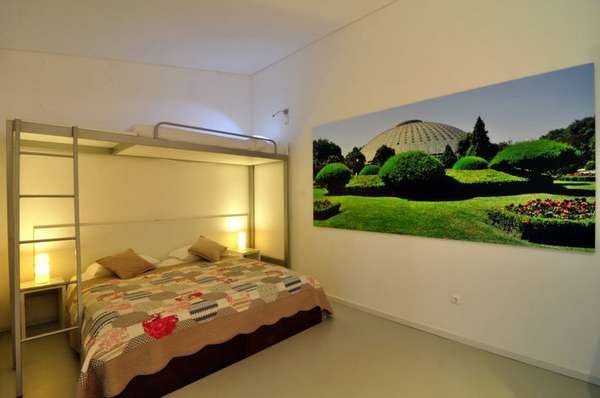 Gallery Hostel, PortoNo Porto, o Gallery Hostel se inspira no mundo das artes para decorar seus ambientes