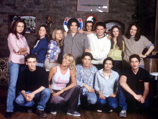 La serie se estrenó el 8 de septiembre de 1997. En total, fueron 1.199 capítulos y 5 años, hasta 2002.