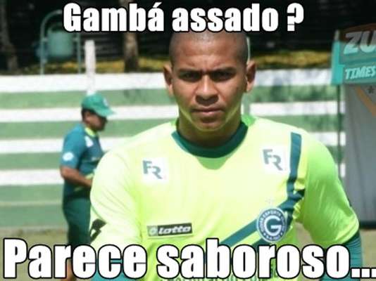 Os internautas não perderam tempo e encheram as redes sociais com memes depois da rodada deste final de semana, a 21ª do Campeonato Brasileiro. Os principais temas foram a derrota do Corinthians por 2 a 1 para o Goiás no Estádio do Pacaembu - o quarto jogo seguido sem vitória do time de Tite - e a saída do São Paulo da zona de rebaixamento após o triunfo por 2 a 0 sobre o Vasco. Confira: