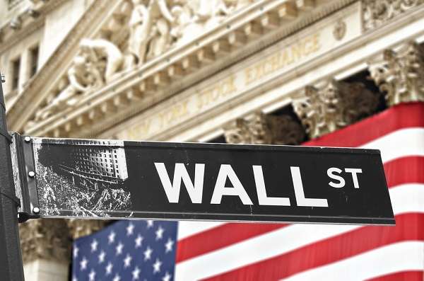 Com as bolsas americanas em alta, investimentos no exterior ficam mais atrativos