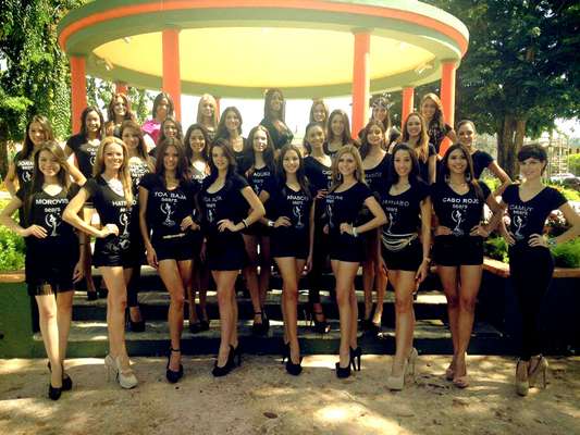 Ellas son todas las candidatas a la corona de Miss Puerto Rico 2014, las jóvenes que se disputan la corona a la más hermosa de su país, donde solo una tendrá el honor de representarlo durante el certamen internacional del año próximo. A continuación conócelas una por una, porque puedes verlas muy de cerca.