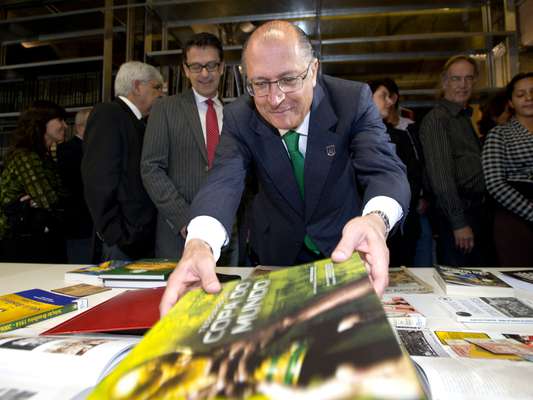 Geraldo Alckmin participa de inauguração de biblioteca no Museu do Futebol, em São Paulo
