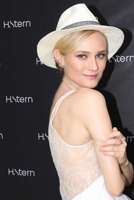 Na noite de quinta-feira (31), Diane Kruger marcou presença no hotel Fasano, no Rio de Janeiro, para lançar a nova coleção da H Stern